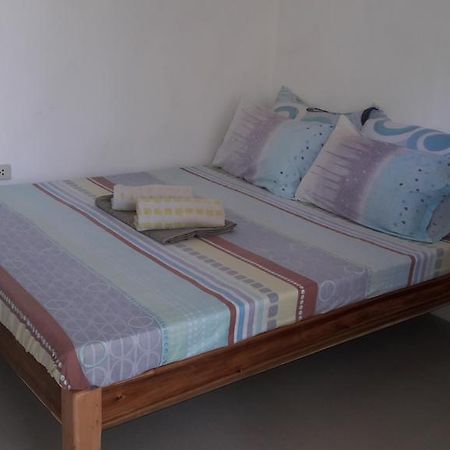 Charm Guest House Puerto Princesa Ngoại thất bức ảnh
