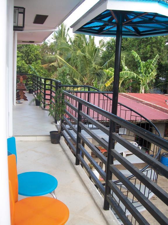 Charm Guest House Puerto Princesa Ngoại thất bức ảnh