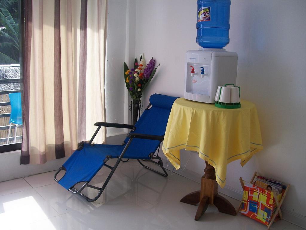 Charm Guest House Puerto Princesa Ngoại thất bức ảnh