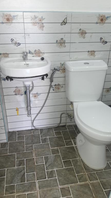 Charm Guest House Puerto Princesa Ngoại thất bức ảnh