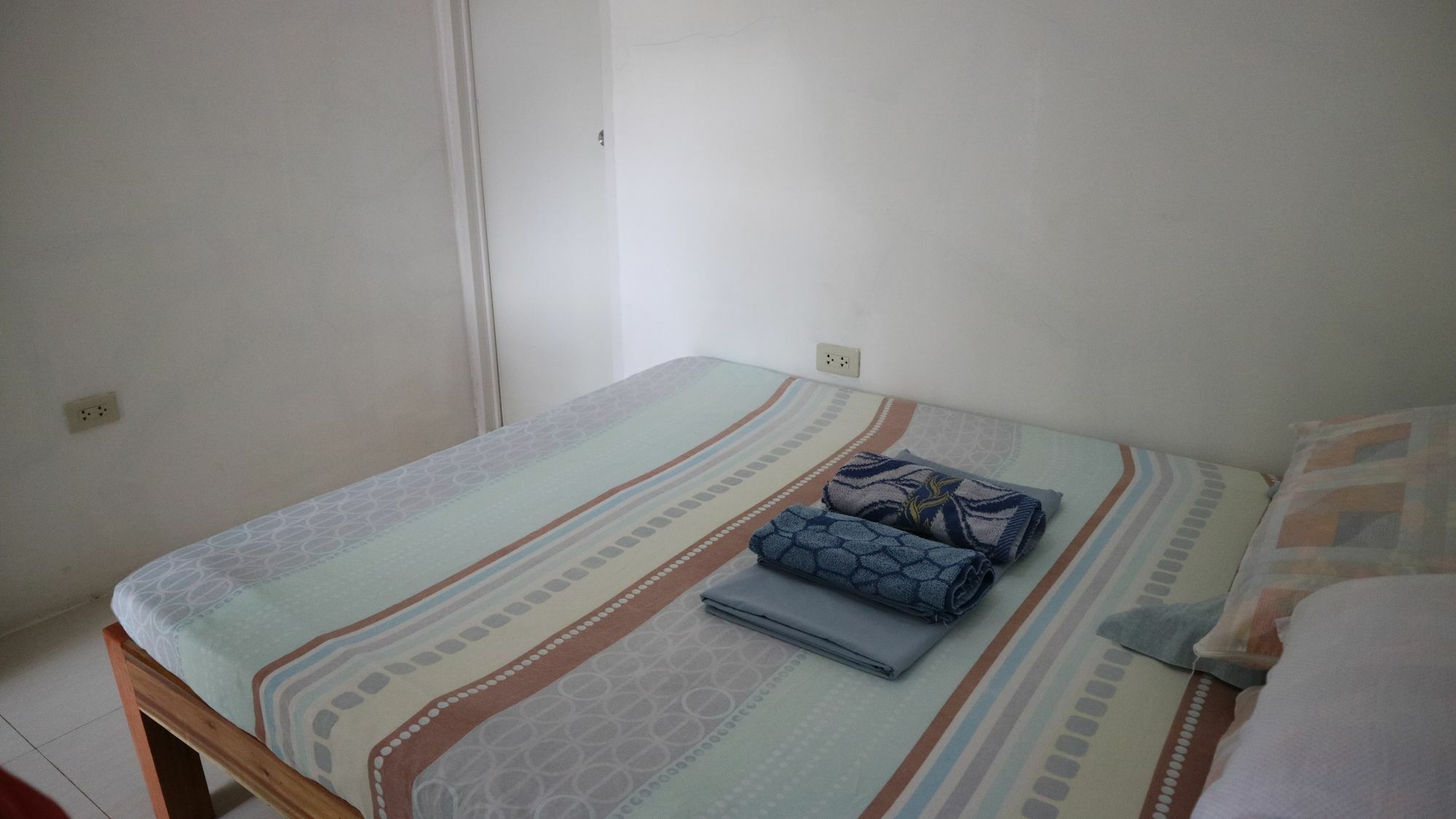 Charm Guest House Puerto Princesa Ngoại thất bức ảnh